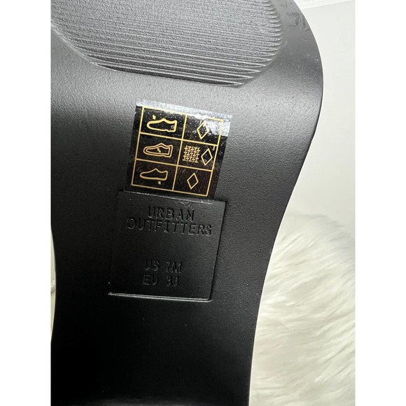 Urban Outfitters Gwen Platform White Boots Size 7 - Picture 7 of 14